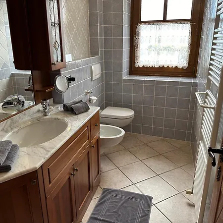 Naturstein-rustiko Casa Marie Vercana