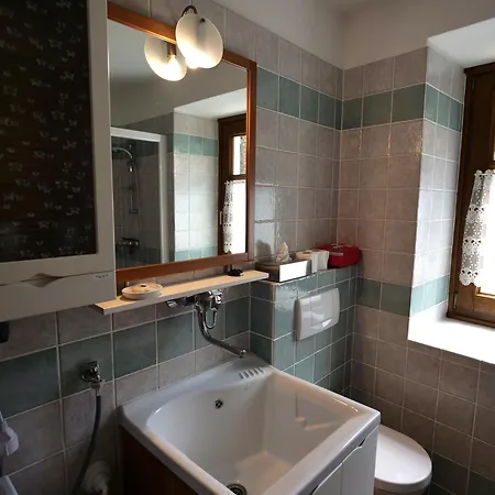 Rustico Casa Marie Mit Seeblick-dachterasse * Vercana