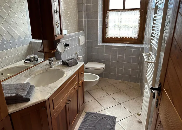 Rustico Casa Marie Mit Seeblick-dachterasse Vercana