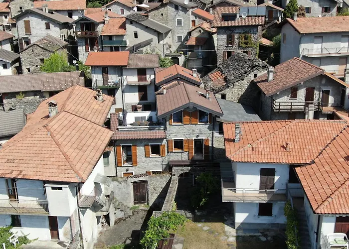 Vakantiehuis Rustico Casa Marie Mit Seeblick-dachterasse